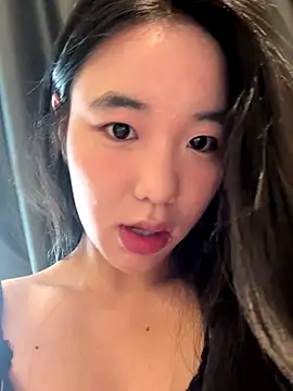 luluya1314 online show from 11-08-25, 01:31