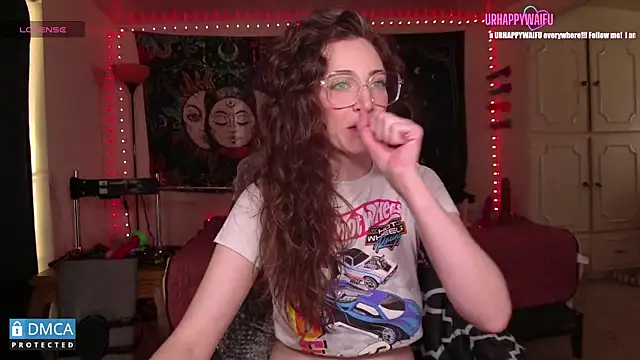 Snapshot of urhappywaifu chatting on 09-09-25, 03:32 urhappywaifu online show from 09-09-25, 03:32