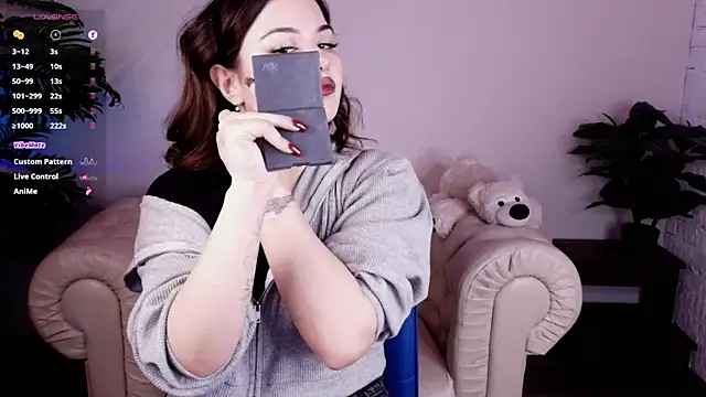 Dark Moni online show from 02-25-26, 02:45