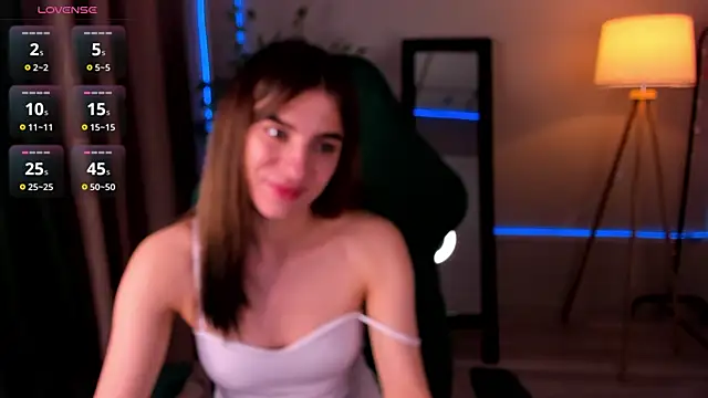 Snapshot of lasly_moon chatting on 05-09-26, 11:52 lasly moon online show from 05-09-26, 11:52