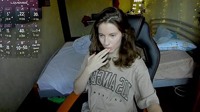 Agata in Wonderland online show from 11-12-25, 12:20