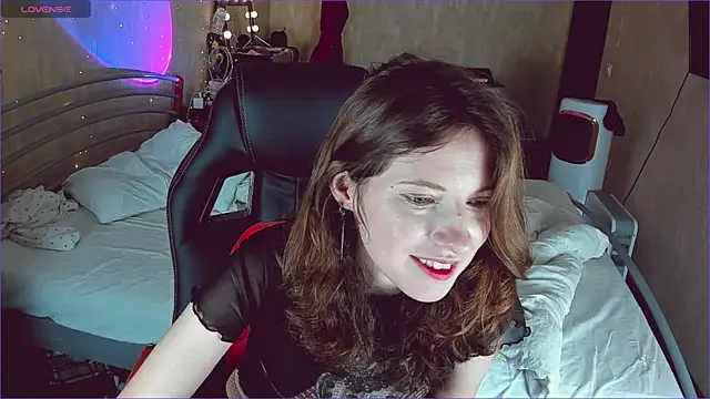 Agata in Wonderland online show from 09-14-25, 09:37