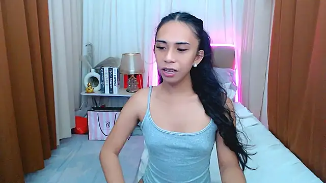 scarlet smith7 online show from 05-06-26, 02:04
