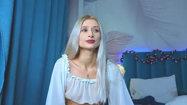 Monica Leen online show from 11-21-25, 06:45