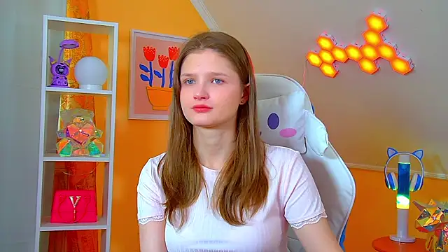 Snapshot of JaneRosen chatting on 05-09-26, 06:28 JaneRosen online show from 05-09-26, 06:28