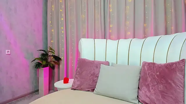  Sunpuddle online show from 03-26-26, 01:15