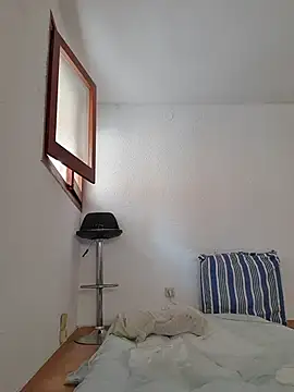 Snapshot of SweetSun69 chatting on 04-02-26, 01:40 SweetSun69 online show from 04-02-26, 01:40