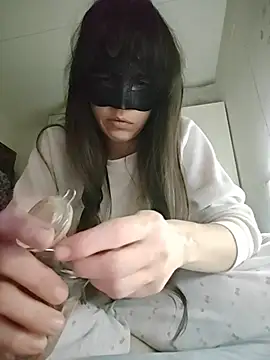 Snapshot of SweetSun69 chatting on 02-04-26, 09:32 SweetSun69 online show from 02-04-26, 09:32