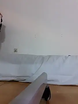 Snapshot of SweetSun69 chatting on 03-30-26, 06:42 SweetSun69 online show from 03-30-26, 06:42