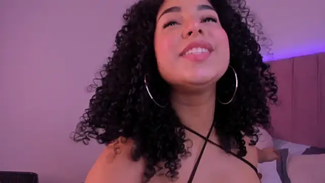 MiaWonderfull online show from 11-21-25, 05:28