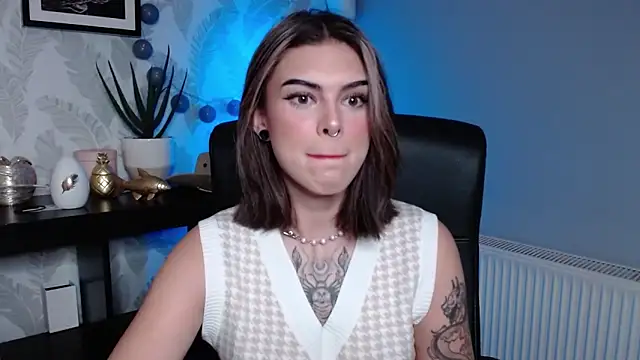 Nova SIN online show from 11-14-25, 06:17