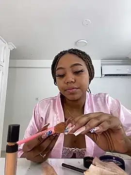 AngelaRoberts online show from 09-30-25, 03:12