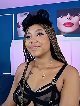 AngelaRoberts online show from 10-16-25, 04:21