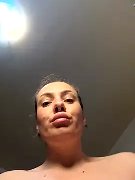 emmasweett11 online show from 10-08-25, 12:39