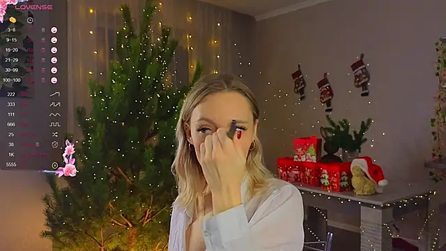 NyxaThorn online show from 12-20-25, 02:42