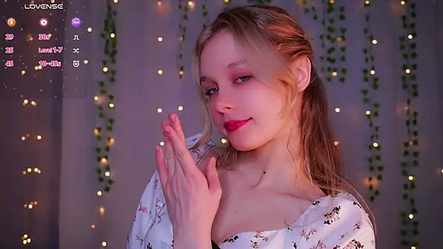 Tender beauty online show from 07-21-26, 04:52