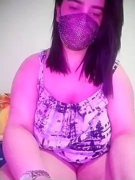 Snapshot of maria_sexyyyy chatting on 06-11-26, 02:53 maria sexyyyy online show from 06-11-26, 02:53