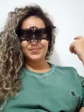 RaphinhaSanches online show from 11-02-25, 03:06