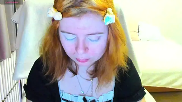 Snapshot of MilisaSweet777 chatting on 02-06-26, 08:38 MilisaSweet777 online show from 02-06-26, 08:38