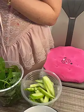 Knorr Vietnams online show from 11-07-25, 01:15