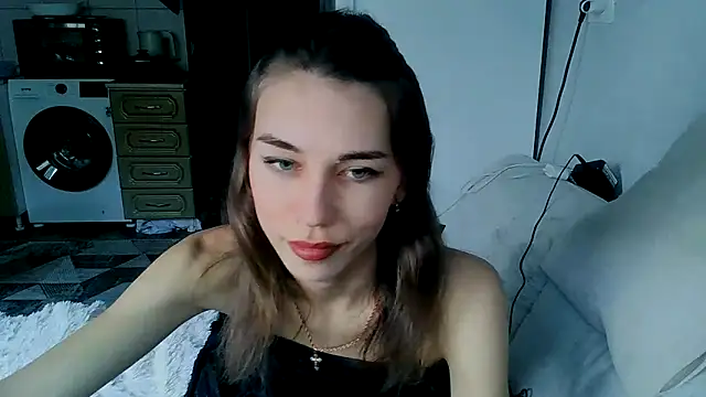 Crazy Empresis online show from 09-09-25, 09:41