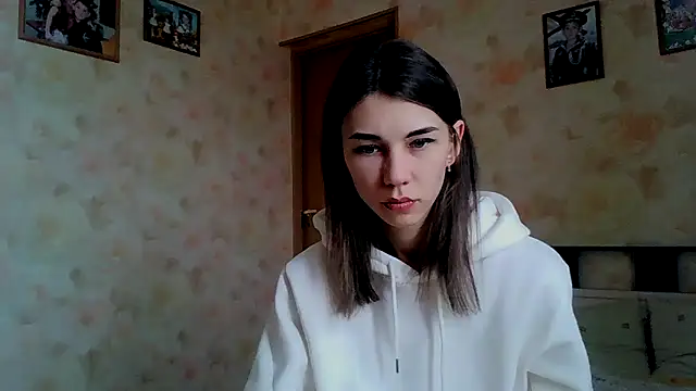 Crazy Empresis online show from 11-10-25, 06:40