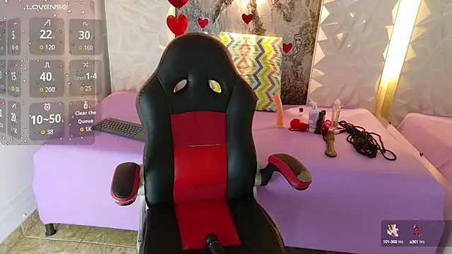 Snapshot of Luciana_r chatting on 09-24-25, 10:16 Luciana r online show from 09-24-25, 10:16