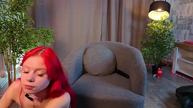TiannaBorlace online show from 06-07-26, 01:16