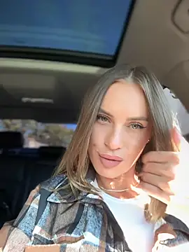  JessyRey  online show from 10-19-25, 09:23