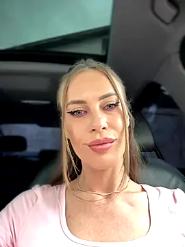  JessyRey  online show from 11-05-25, 12:30