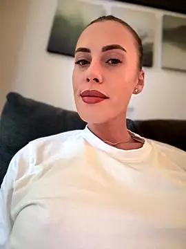  JessyRey  online show from 11-17-25, 11:58