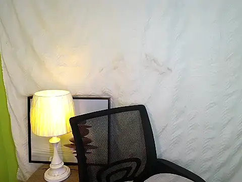 Snapshot of SultryCyraFoxmore chatting on 02-25-26, 02:50 SultryCyraFoxmore online show from 02-25-26, 02:50