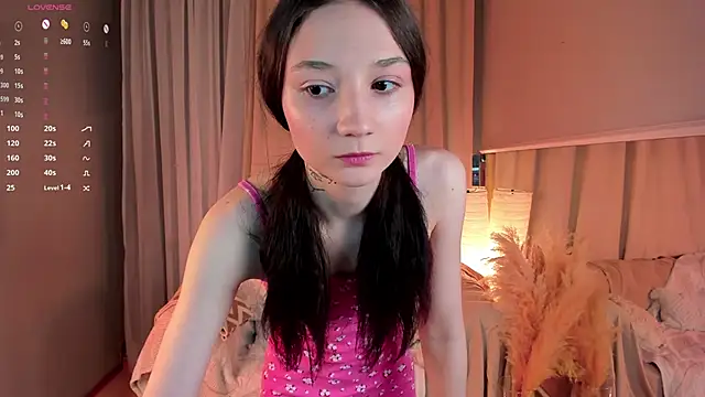 MilliMouse online show from 11-17-25, 11:42