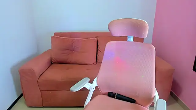 Emiss Jones online show from 01-07-26, 08:36