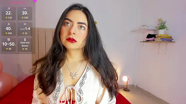 Snapshot of sashaa_petit chatting on 10-15-25, 11:40 sashaa petit online show from 10-15-25, 11:40