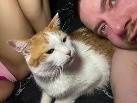 Snapshot of Horny_Burny chatting on 02-13-26, 09:04 Horny Burny online show from 02-13-26, 09:04