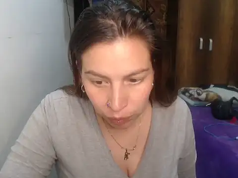 cloequeen15 online show from 03-13-26, 12:48