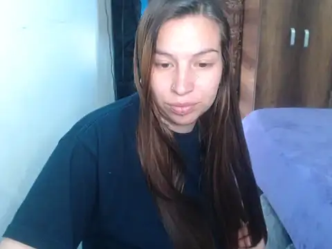 Snapshot of cloequeen15 chatting on 03-03-26, 02:57 cloequeen15 online show from 03-03-26, 02:57