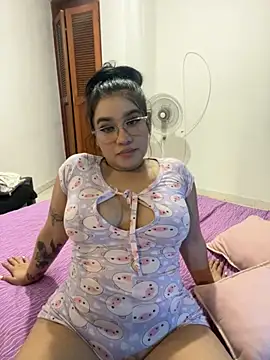 Aliciawhitee online show from 11-07-25, 01:10