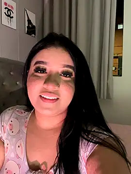 Aliciawhitee online show from 10-20-25, 01:51