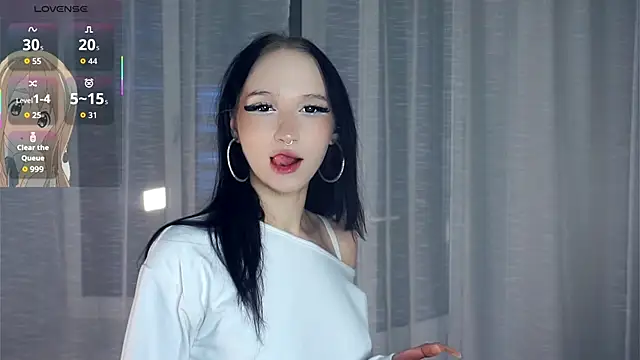 MalvinaKroening online show from 10-24-25, 04:22