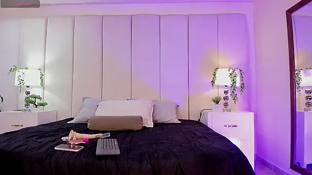 college muscle ass1 online show from 10-08-25, 12:56