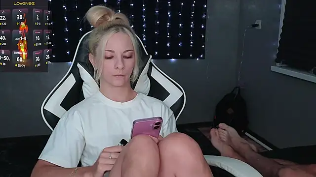 -DarkPrincess- online show from 09-13-25, 08:20