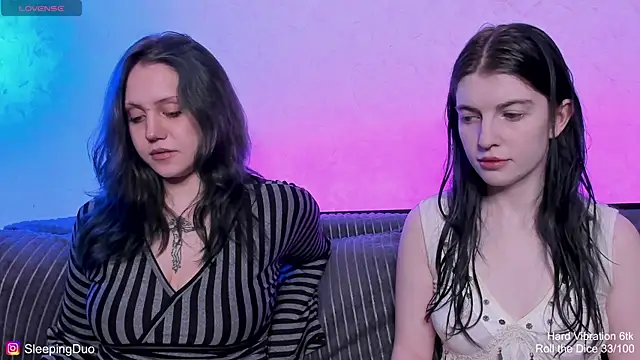 Snapshot of Threesomebabes chatting on 08-02-26, 06:27 Threesomebabes online show from 08-02-26, 06:27
