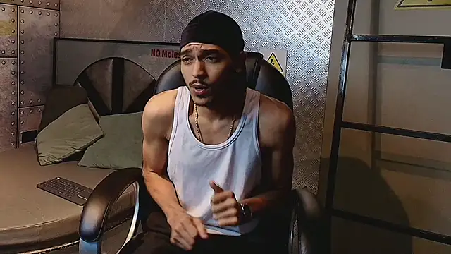 Snapshot of MarcusRain_ chatting on 01-17-26, 03:10 MarcusRain online show from 01-17-26, 03:10