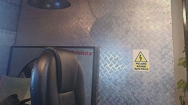 Snapshot of MarcusRain_ chatting on 02-20-26, 03:47 MarcusRain online show from 02-20-26, 03:47