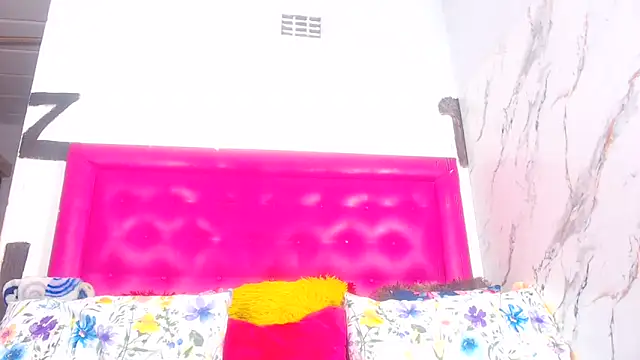 LoloQueen5 online show from 07-01-26, 08:53