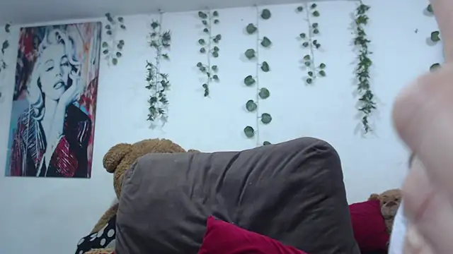 Samanta milf84 online show from 01-15-26, 05:55