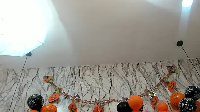 Snapshot of EXOTIC_EBONY_ chatting on 10-21-25, 07:02 EXOTIC EBONY online show from 10-21-25, 07:02