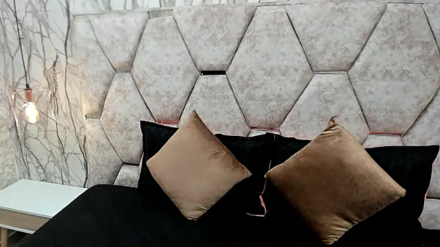 Snapshot of EXOTIC_EBONY_ chatting on 10-10-25, 07:04 EXOTIC EBONY online show from 10-10-25, 07:04
